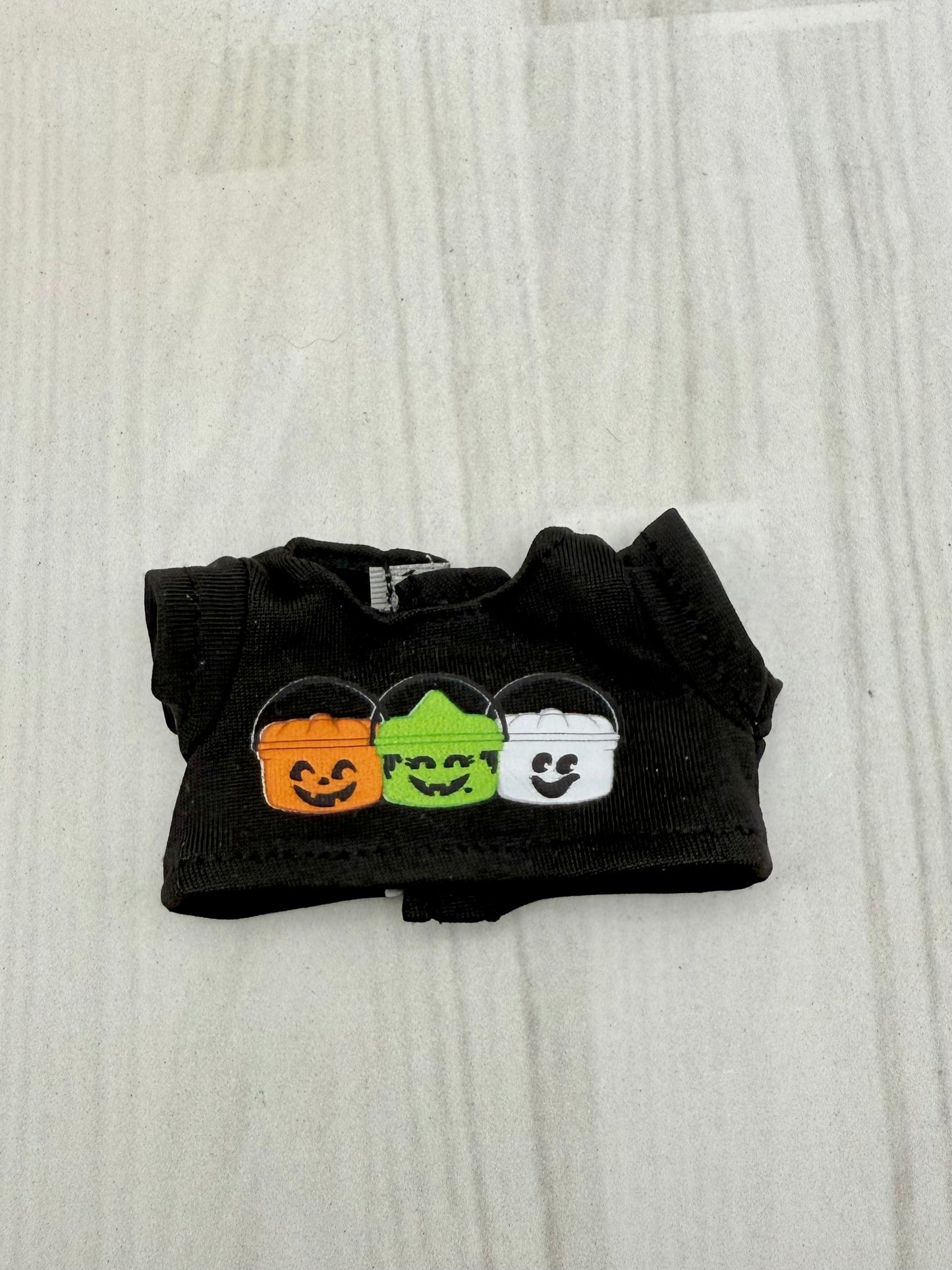 Spooky-Cute Halloween Outfit