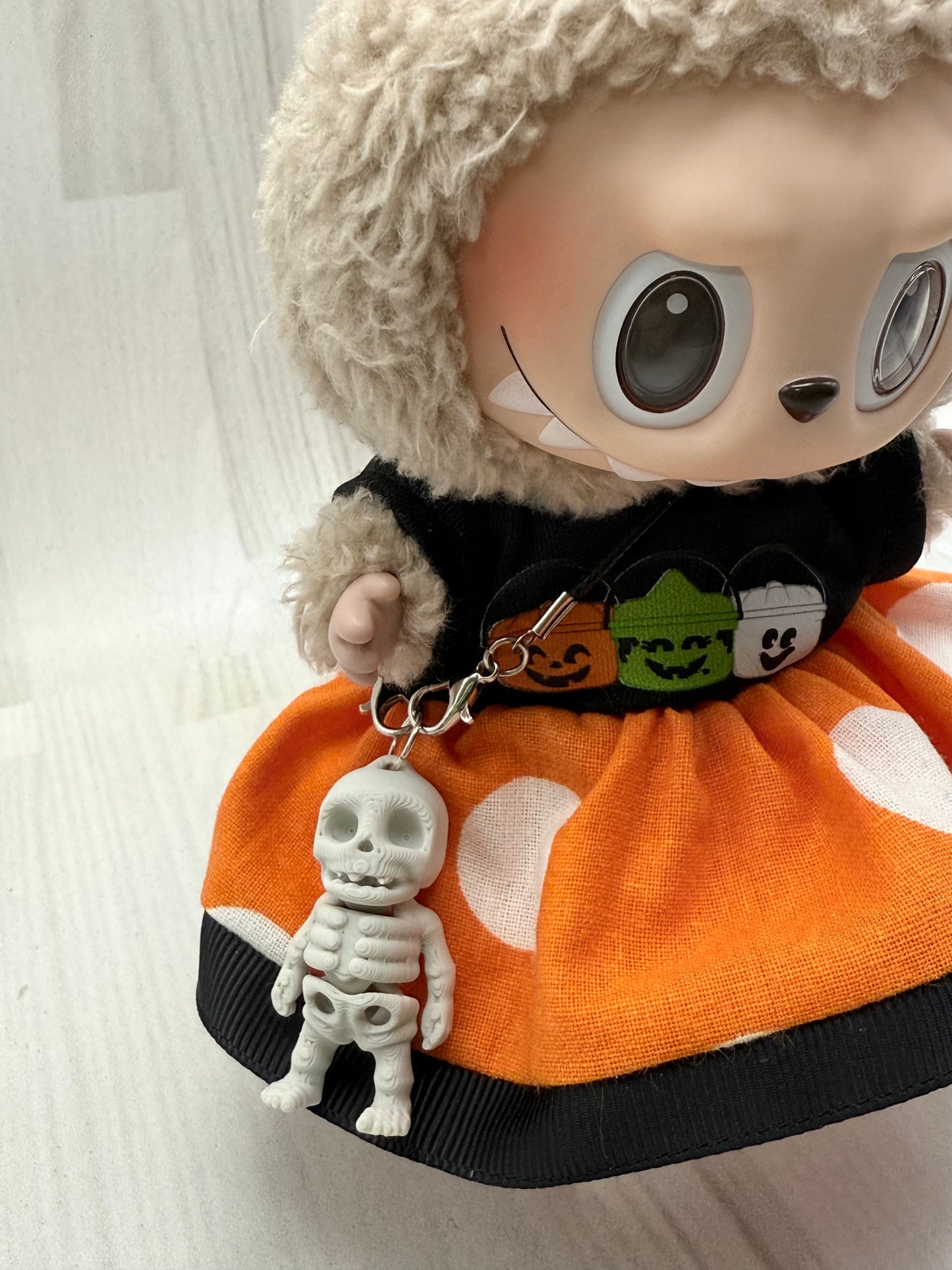 Spooky-Cute Halloween Outfit