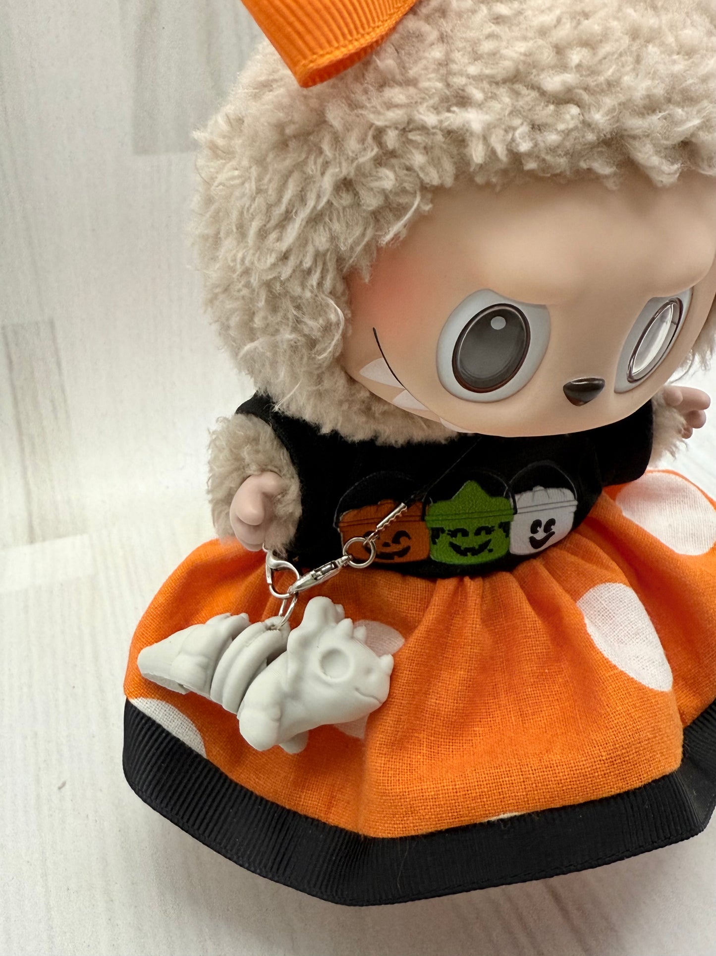 Spooky-Cute Halloween Outfit