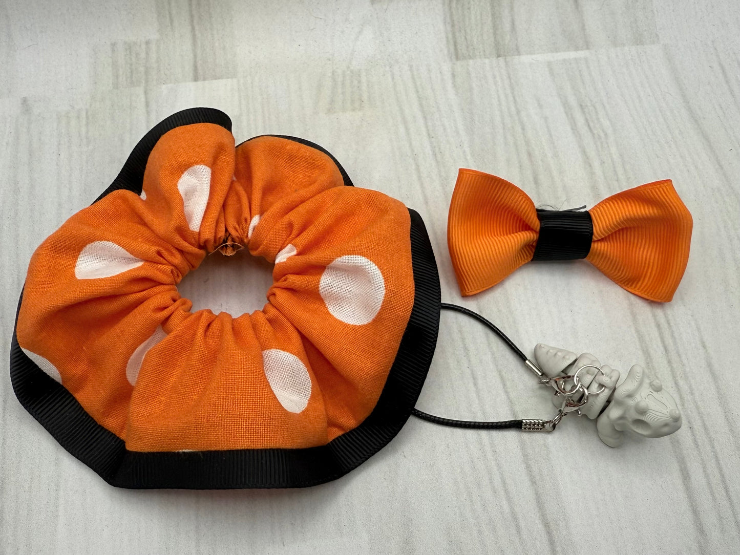 Spooky-Cute Halloween Outfit