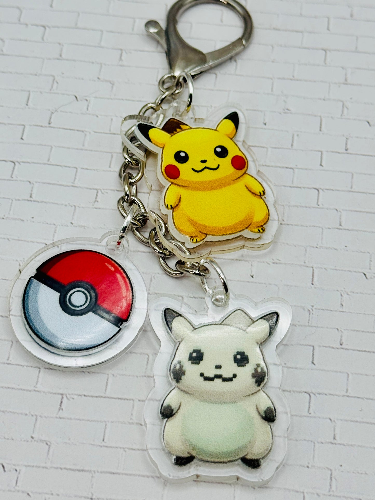 Retro & Pixel Electric Mouse Charm Keychain