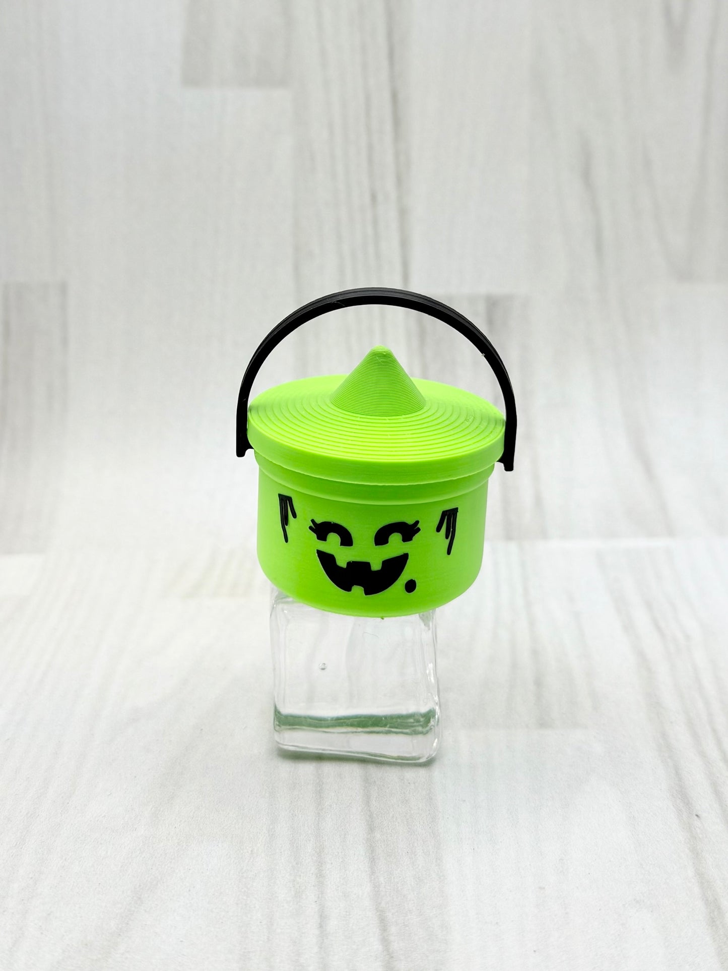Boo-tiful Mini Halloween Buckets