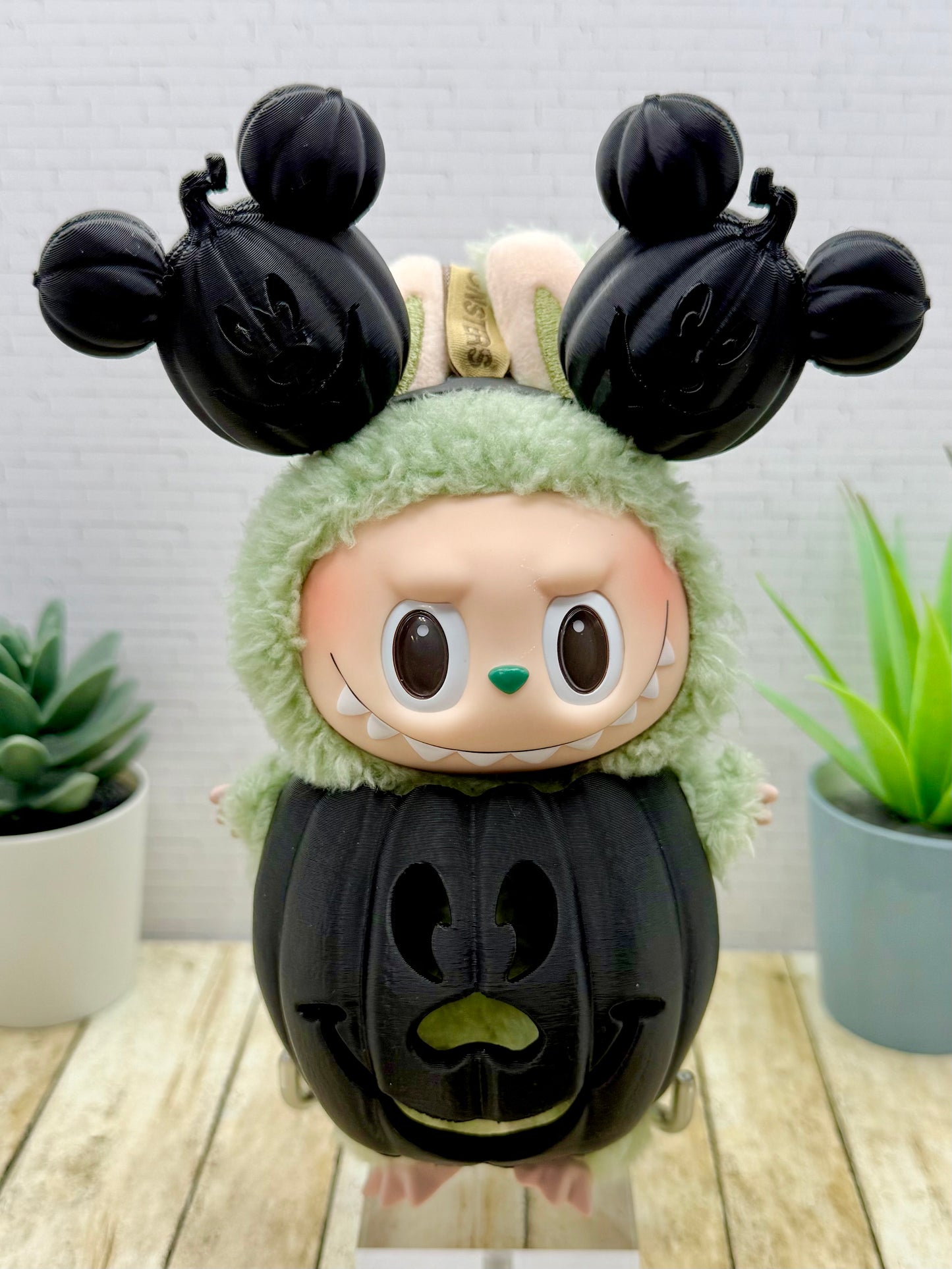 Not So Scary Pumpkin Mouse Outfit