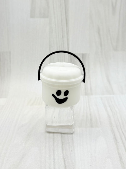 Boo-tiful Mini Halloween Buckets