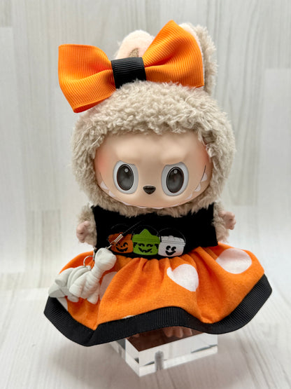 Spooky-Cute Halloween Outfit